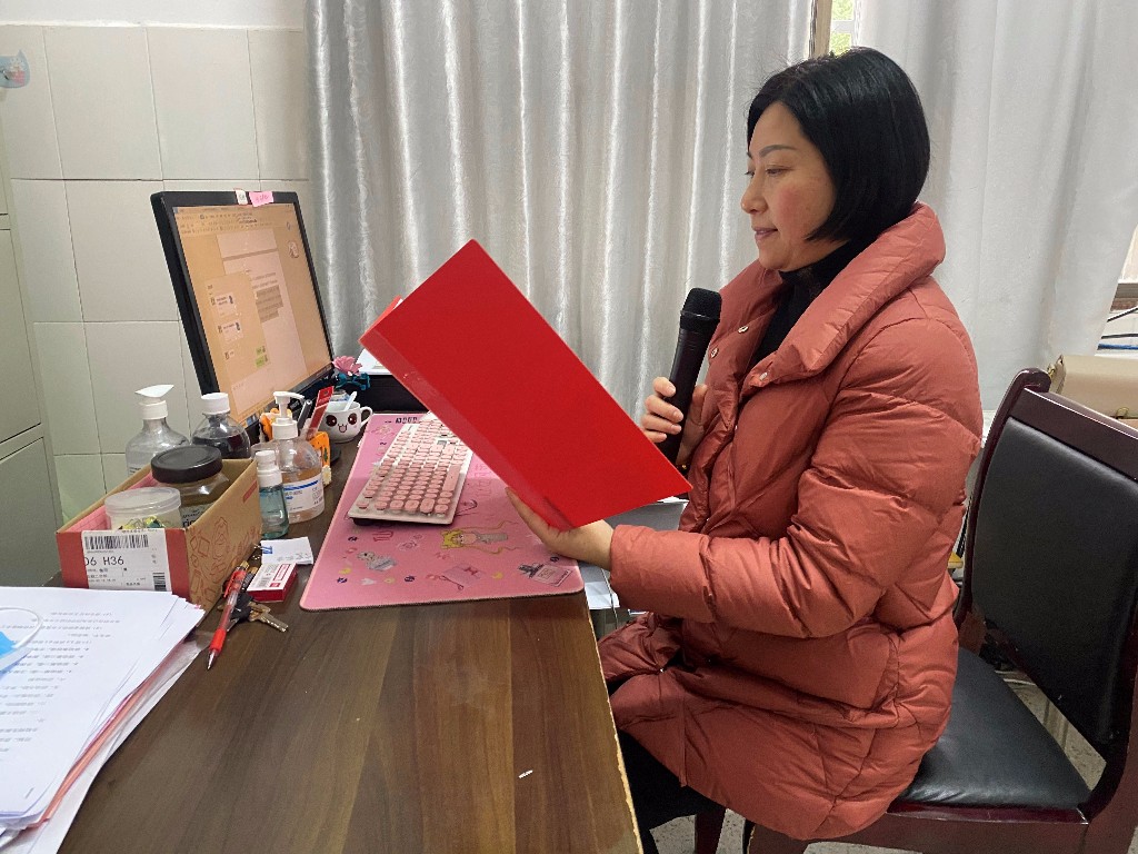 首页 石鼓区教育局 校园简讯3月1日上午,演武坪小学全体师生集中在