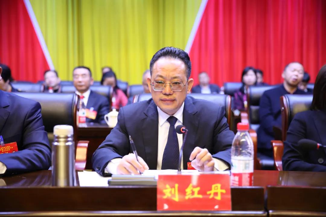 石鼓区第四届人民代表大会第七次会议胜利闭幕